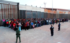 Images_160368_thumb_cbp-detencion-mil-migrantes-provenientes_0_7_1024_637